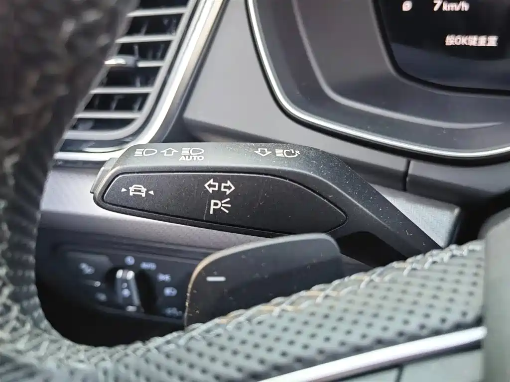 Audi Q5L Sportback 2022 45 TFSI Luxury фото 23