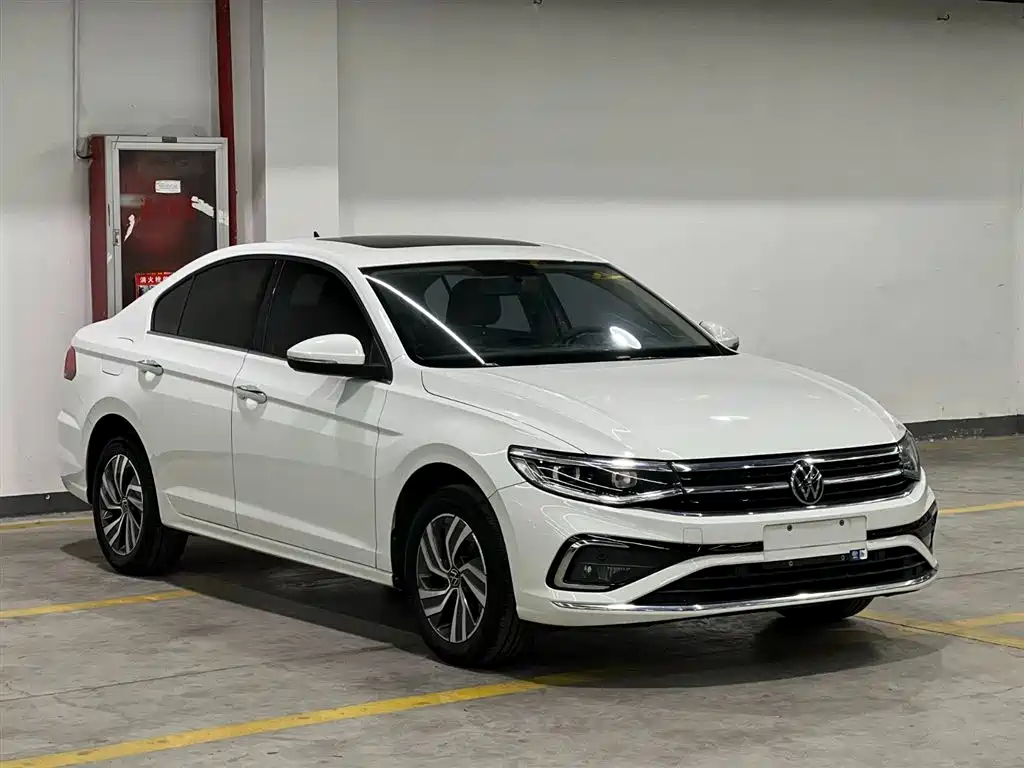 Volkswagen Bora 2023 200TSI DSG Yuexing Edition фото 3