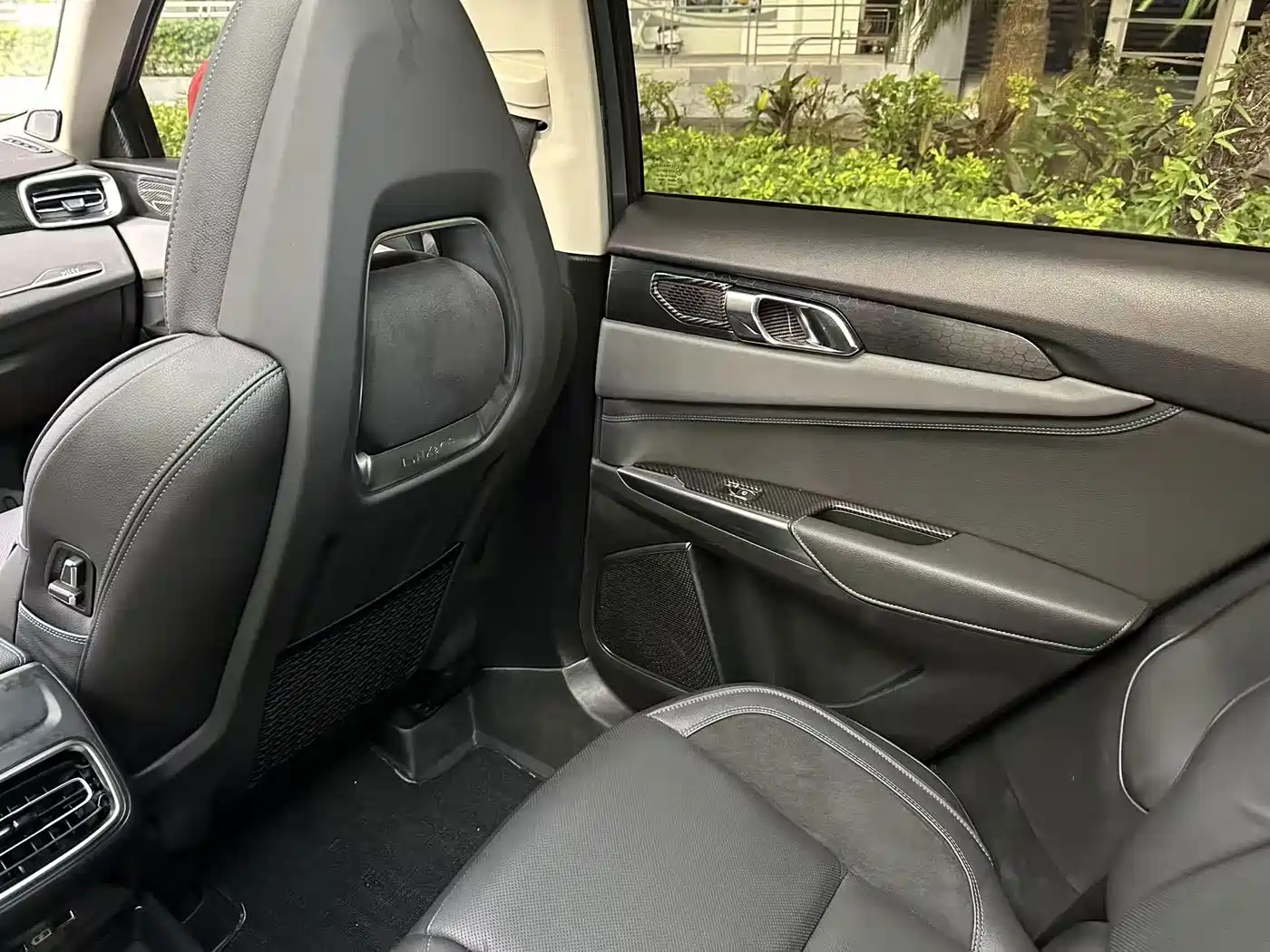Lynk & Co 01 EM-P 2019 2018 1.5T PHEV Jin Pro China V
