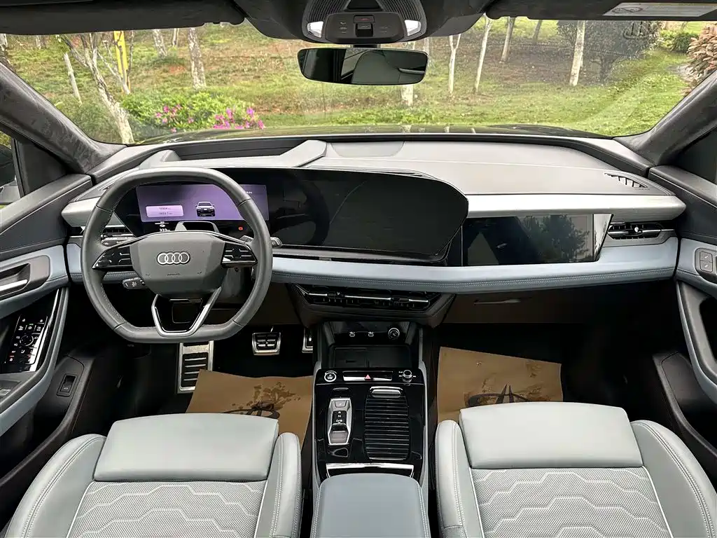 Audi Q6L e-tron 2025 Model Pioneer Edition фото 5