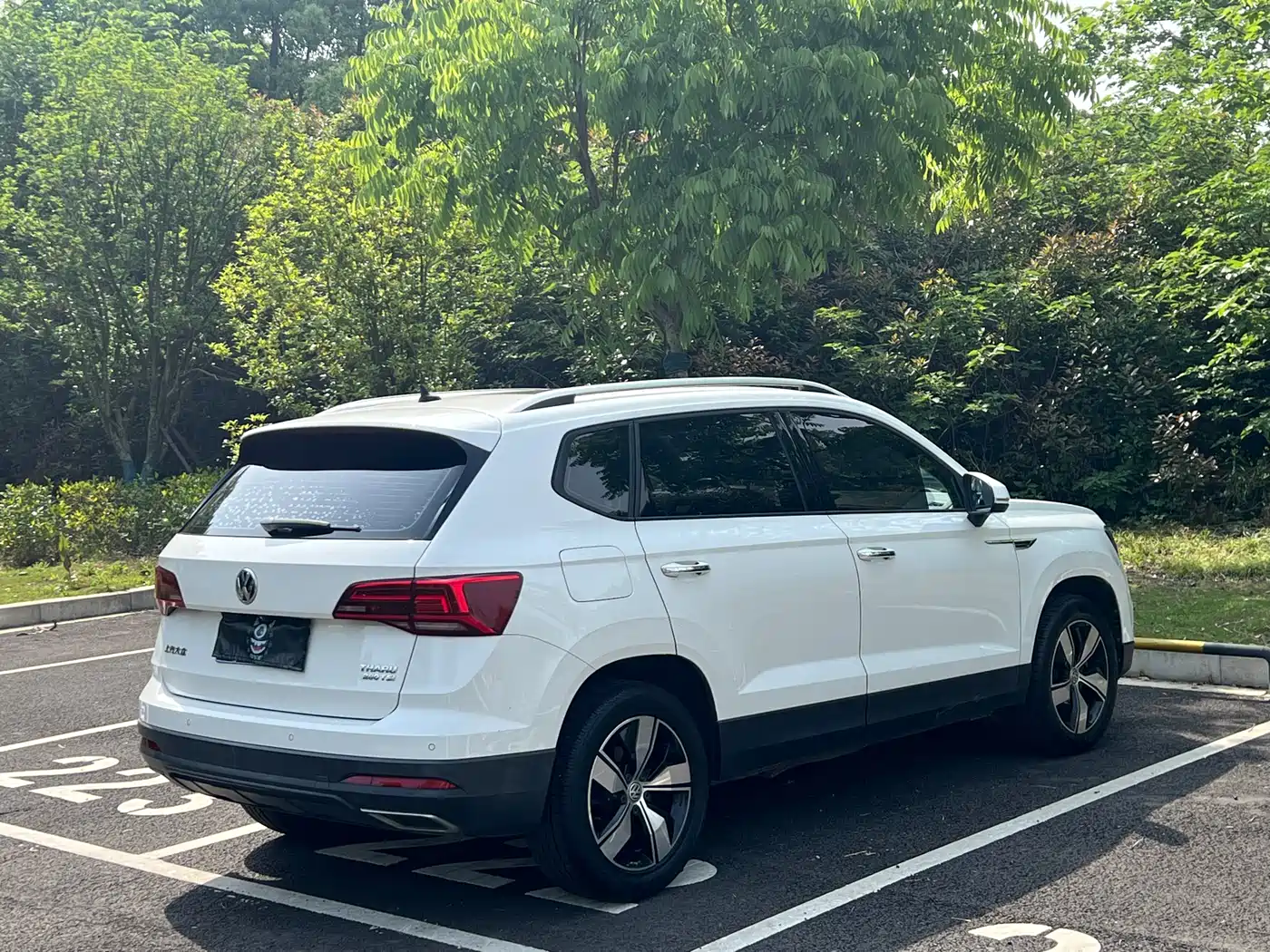 Volkswagen Tharu 2020 280TSI 2WD Comfort Edition China VI фото 14