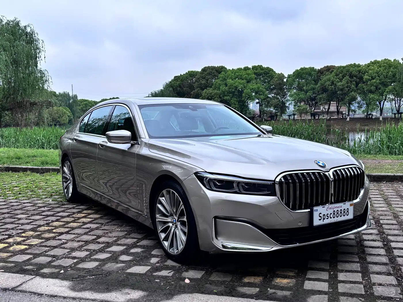 BMW 7 Series 2019 Facelift 740Li Leading Luxury Package фото 4