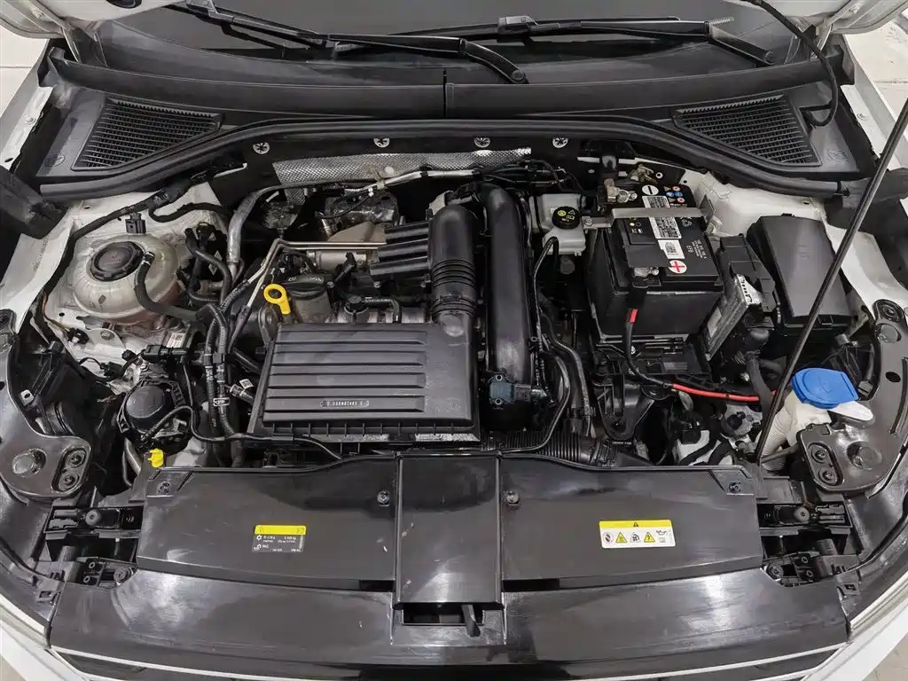 VOLKSWAGEN T ROC EXPLORING SONGS