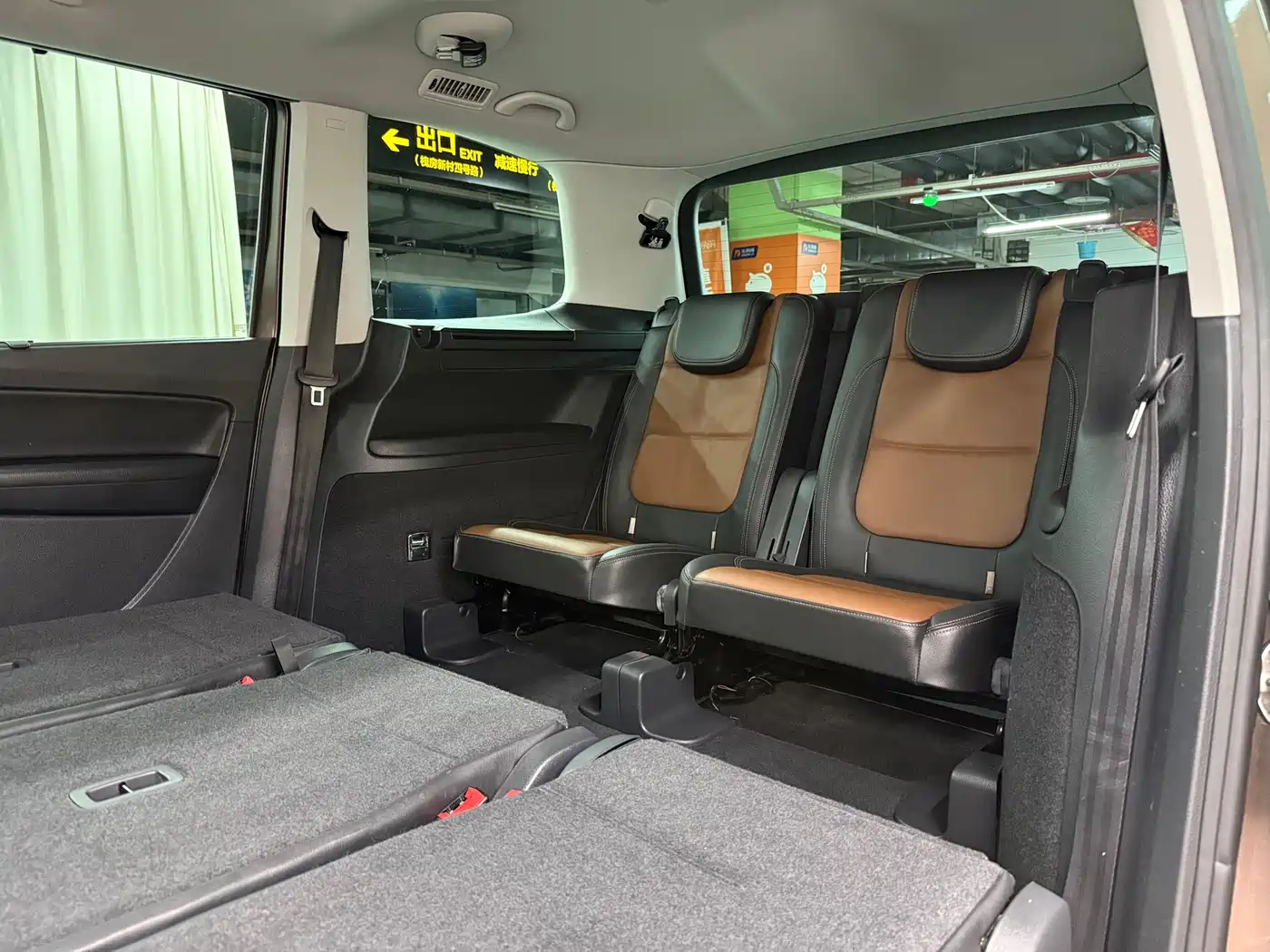 Volkswagen Sharan 2013 1.8TSI Comfort фото 13