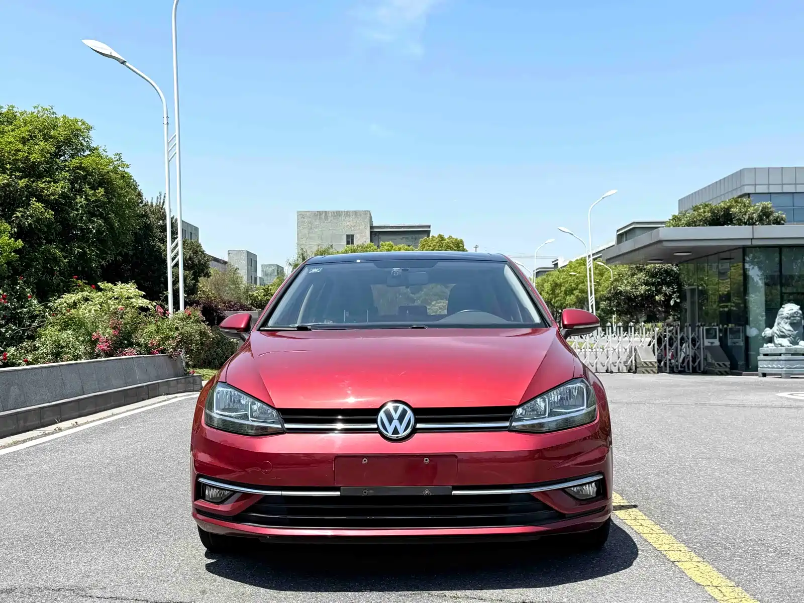 Фото 2 - Volkswagen Golf