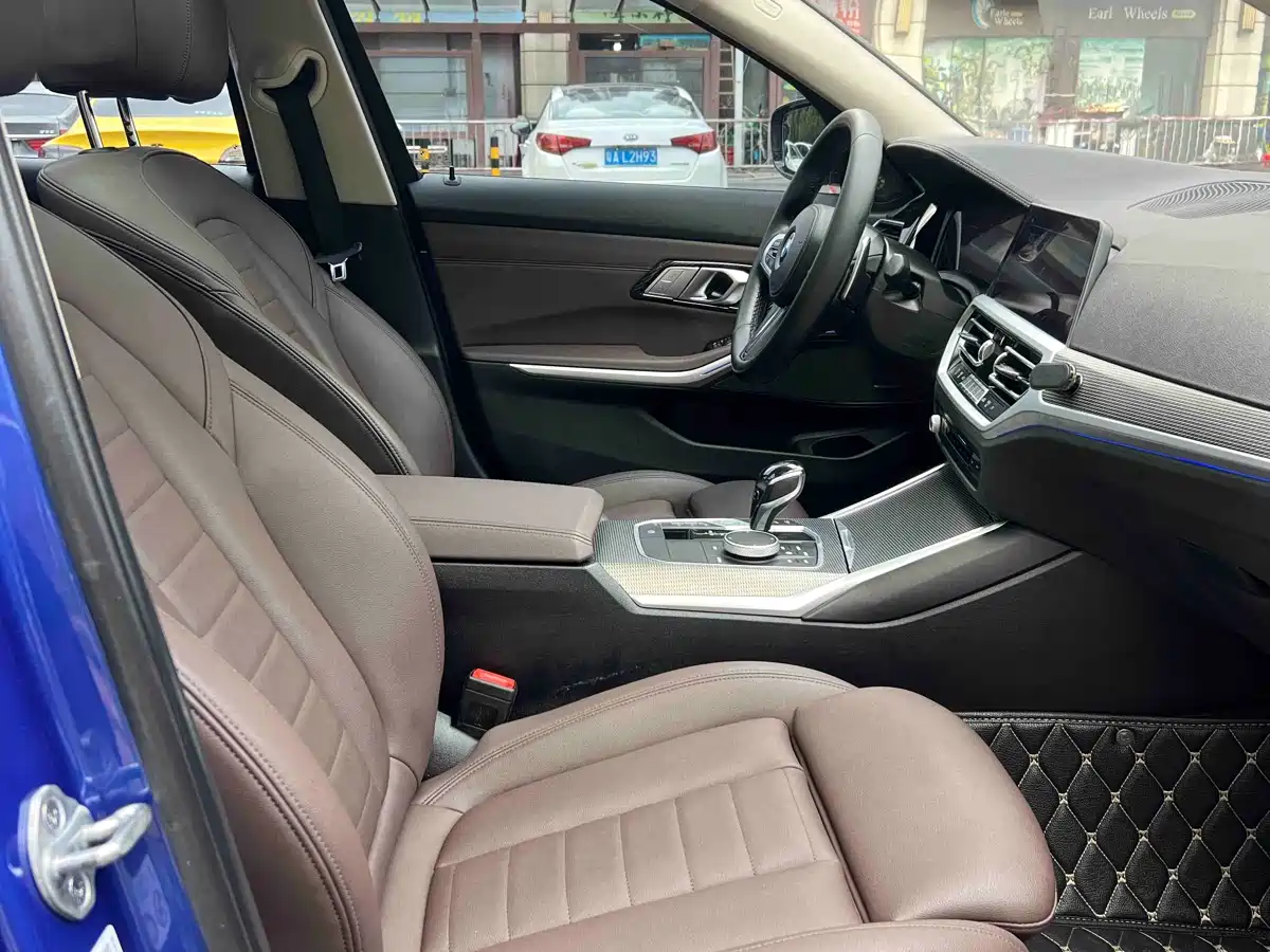 BMW 3 Series 2020 325Li M Sport Black Night Package фото 7