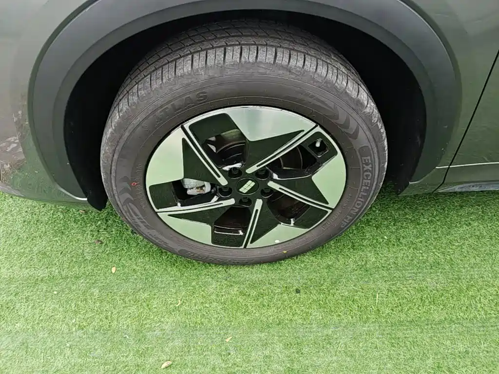 Geely Galaxy Galaxy E5 2026 2026 530km Voyager Edition