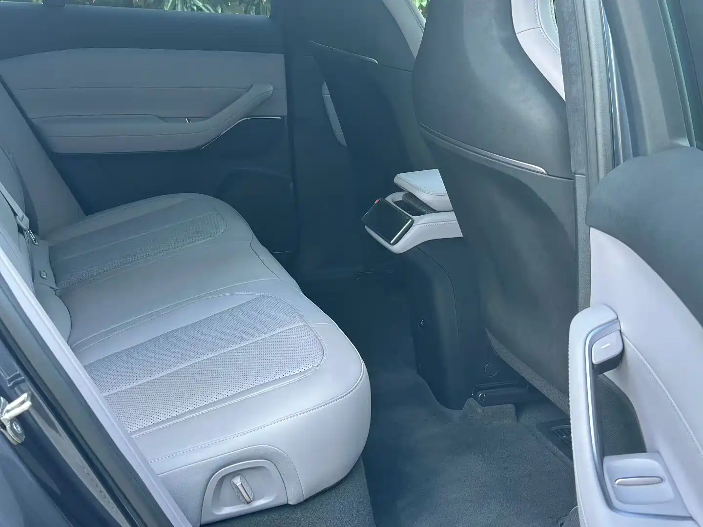 Фото 7 - NIO EC6