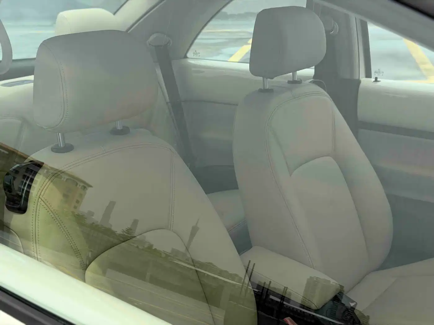 Volkswagen Beetle 2010 Model 1.6 AT фото 17