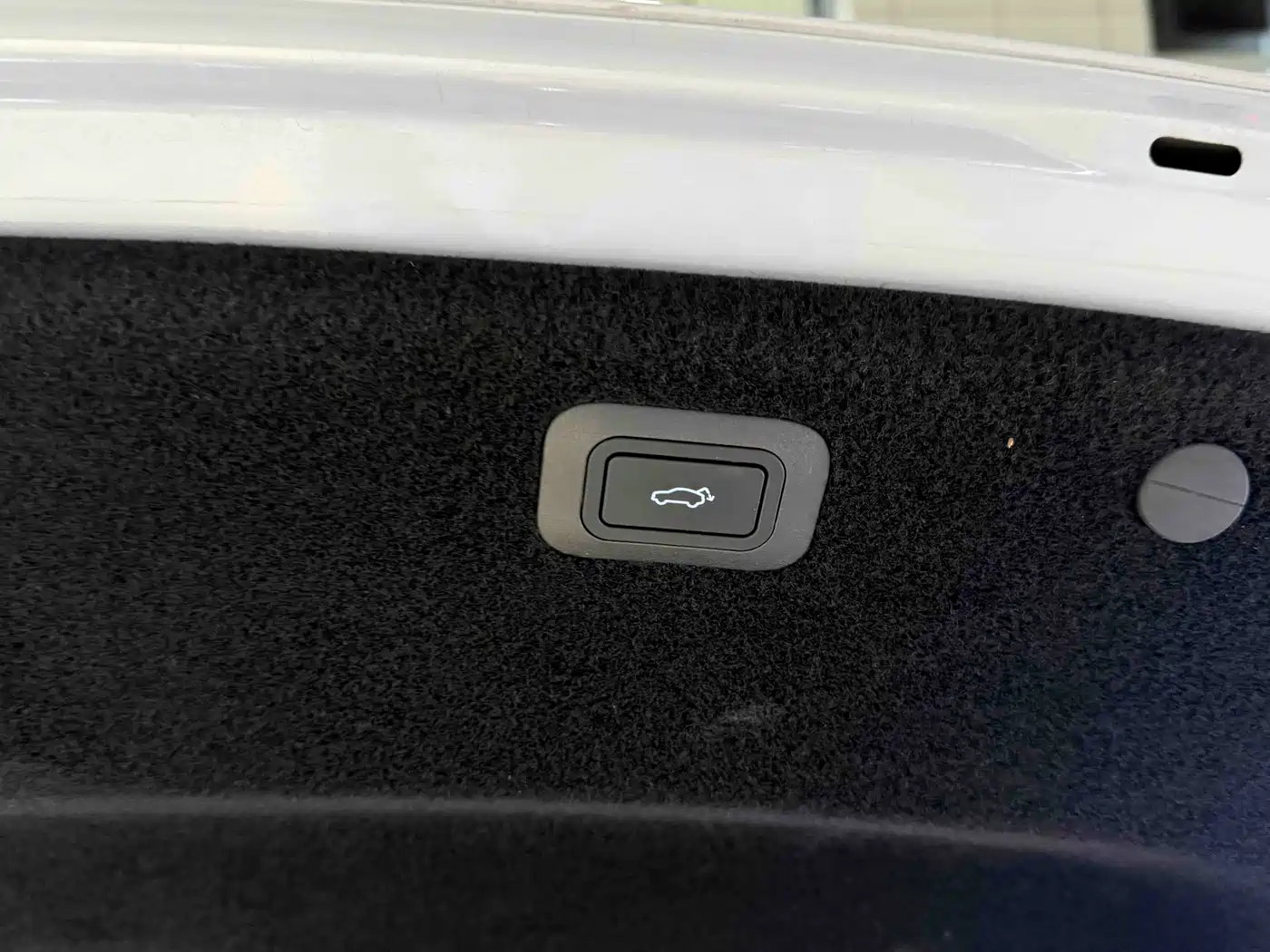 Geely Galaxy Galaxy E8 2025 700km Long Voyage Smart Drive Edition фото 13