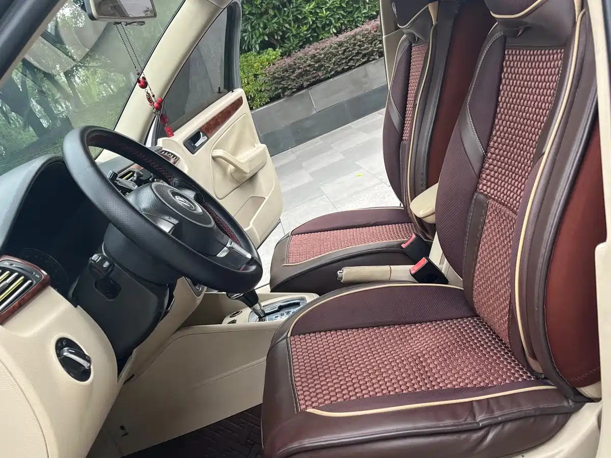 Volkswagen Bora 2011 2011 1.6L Automatic Comfort