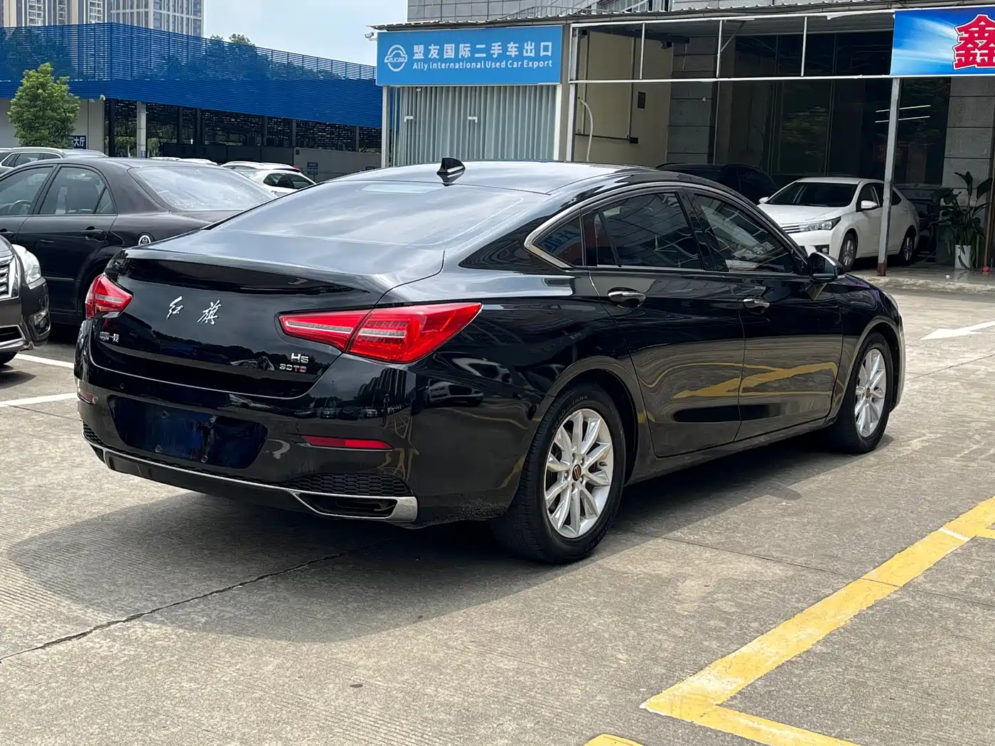 Hongqi H5 2019 30TD Style Edition фото 6