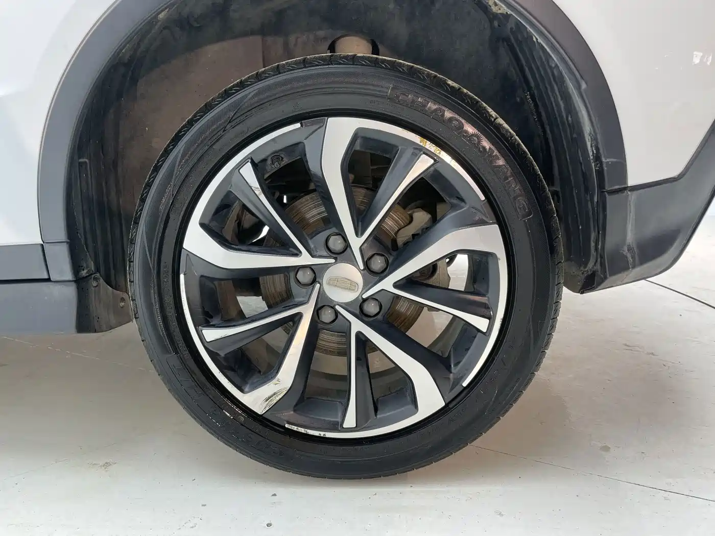Geely Emgrand S 2022 2022 1.4T CVT Crossover Player