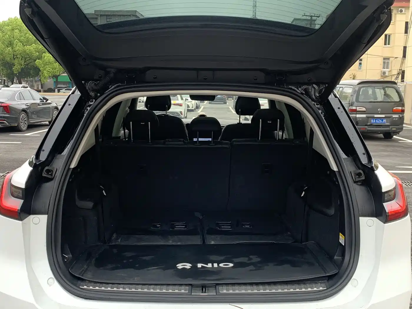 NIO NIO ES8