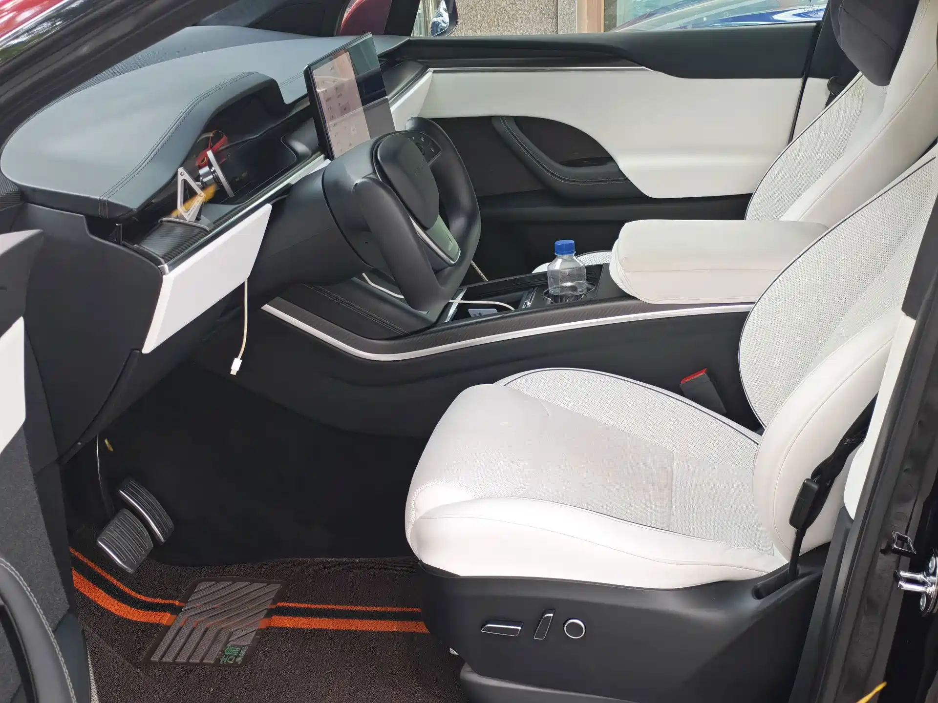Фото 7 - Tesla Model X