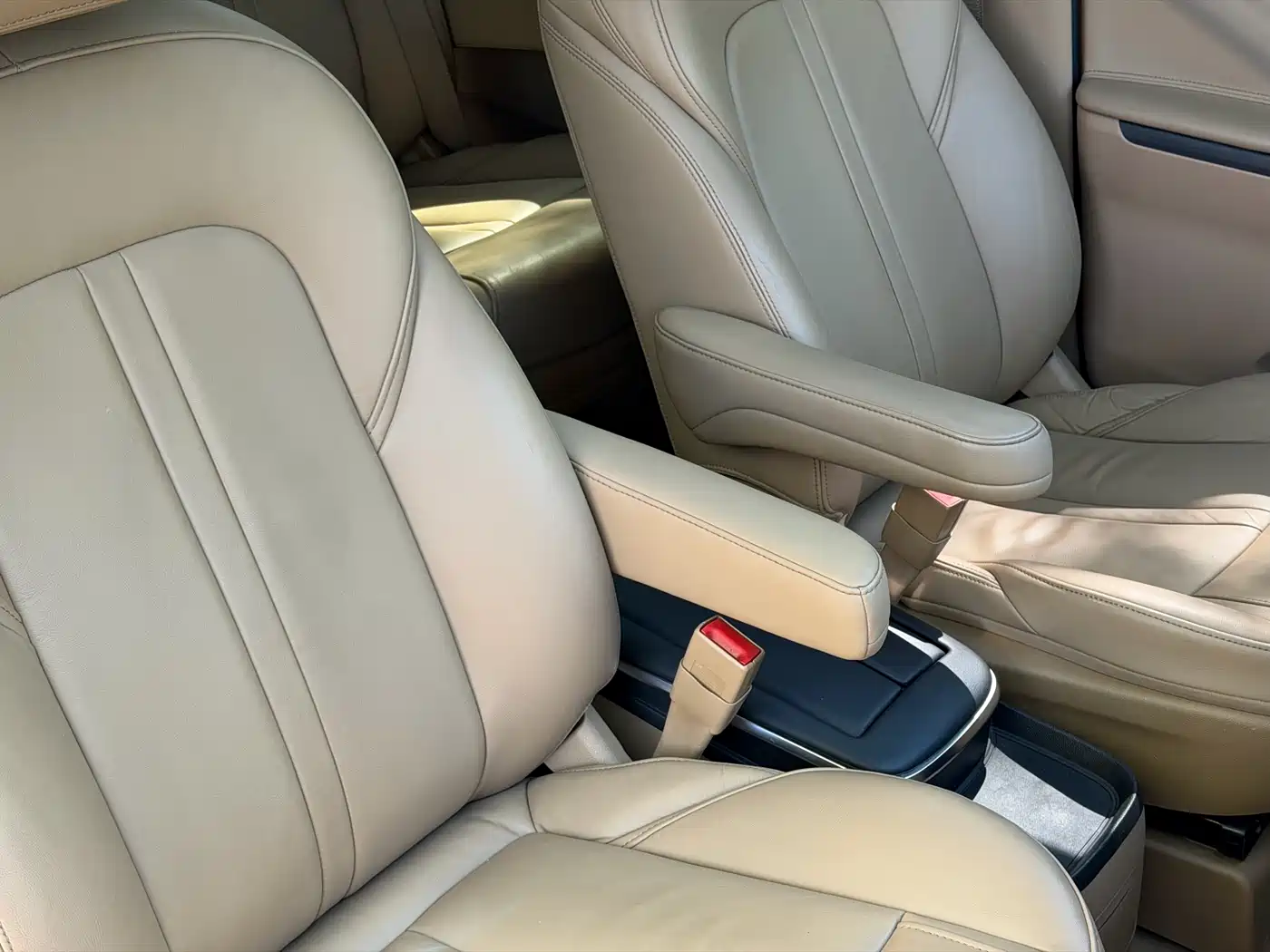Buick GL8 2017 ES 28T Premium China V фото 19