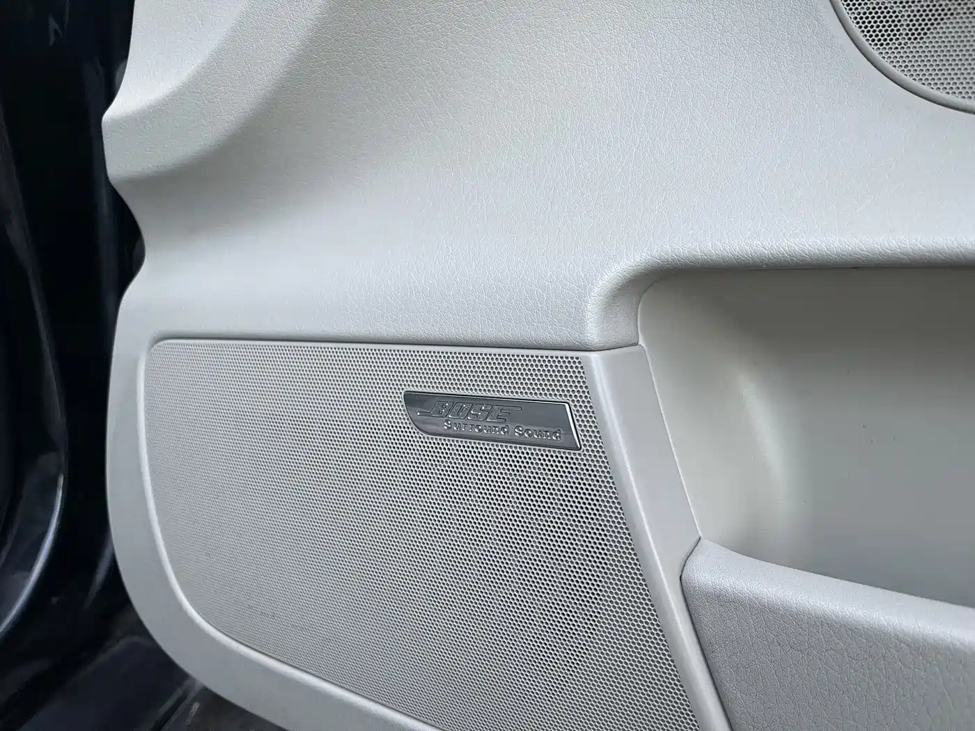 Audi A6L 2010 2.8 FSI Luxury фото 11