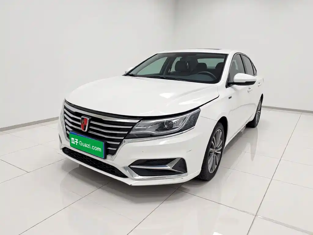 Фото 1 - Roewe i6