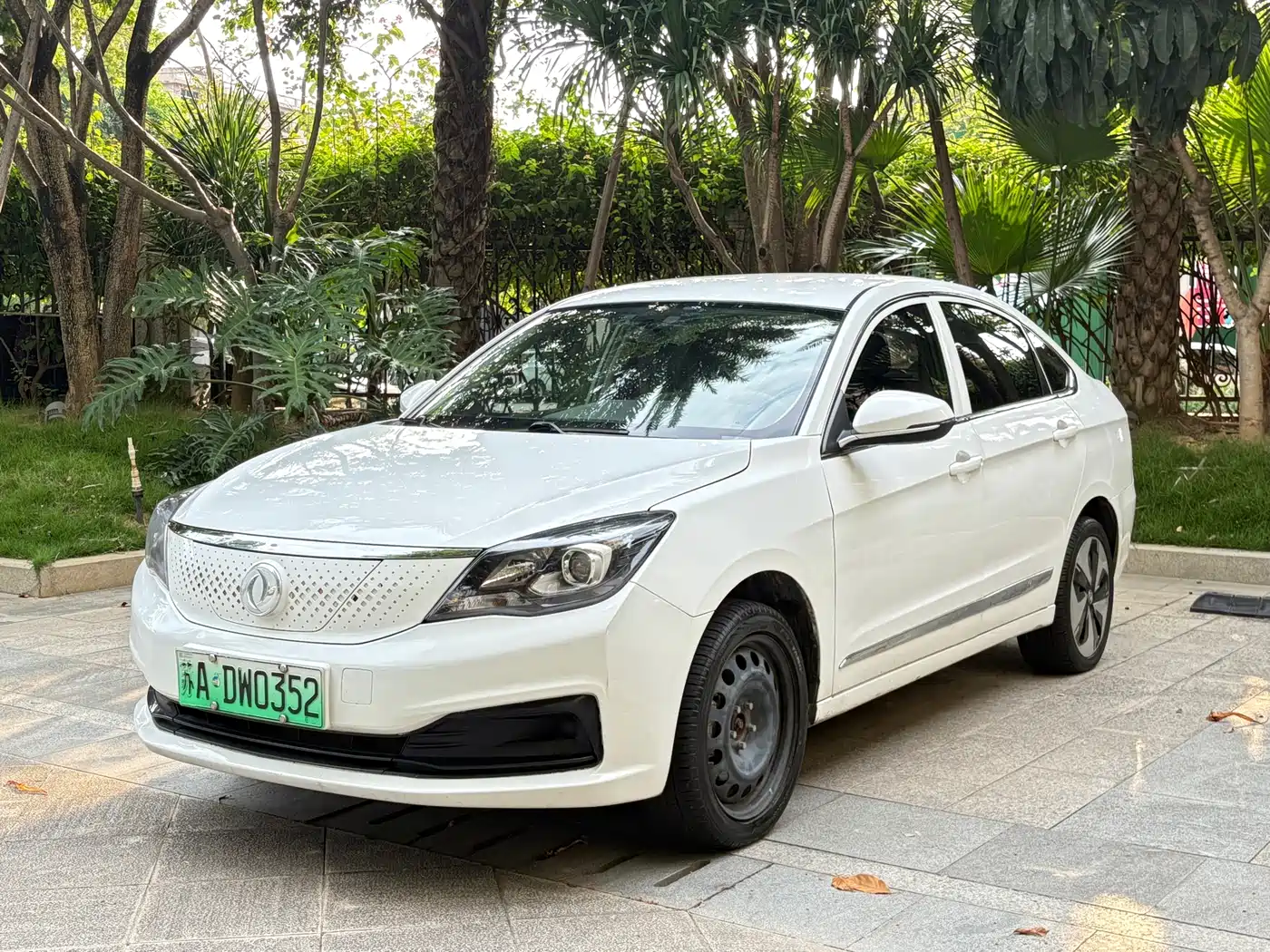 Dongfeng Aeolus Dongfeng Fengshen E70 2023 2021 500 Premium Edition