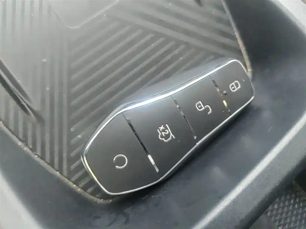 BYD Seagull 2024 Glory Edition 305km Freedom Edition фото 9