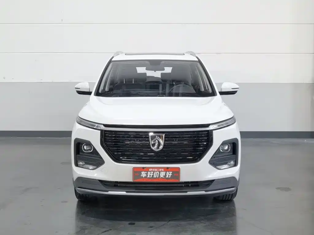 Baojun 530 2020 2020 1.5T CVT Prestige Connect 6-Seater