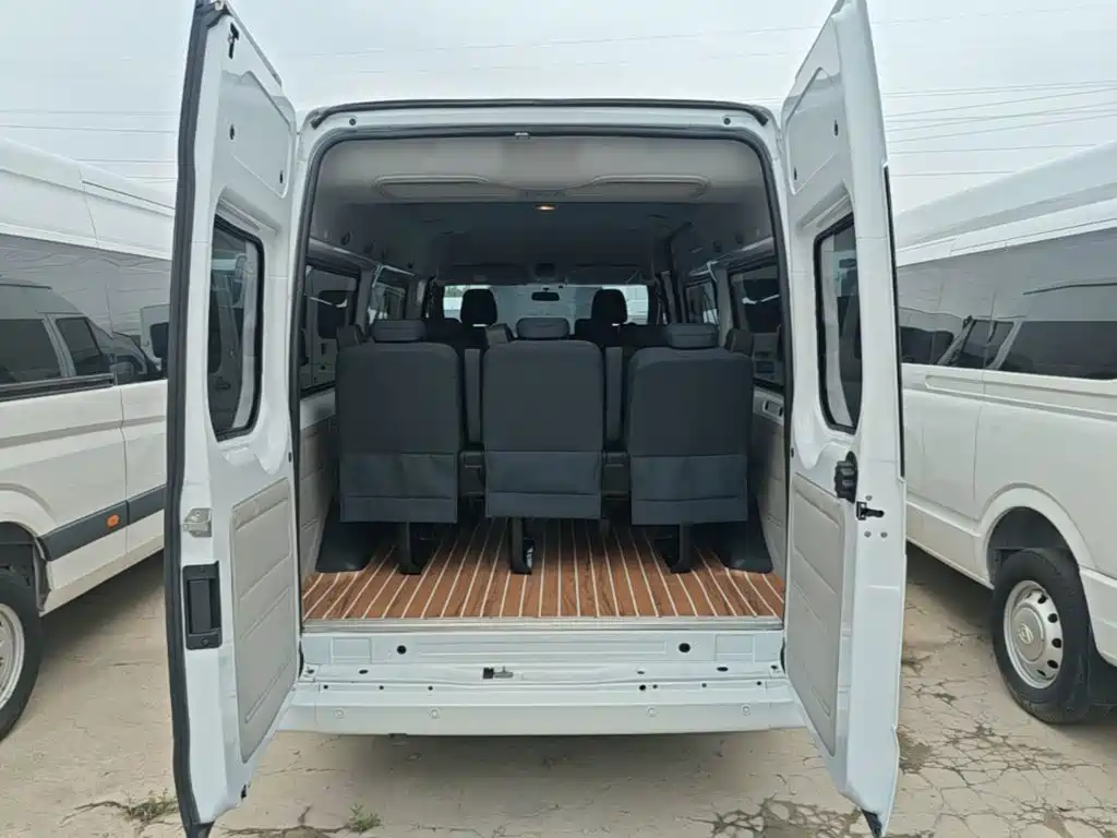 Jiangling JMC Fushun 2025 2023 2.0T Manual Medium Wheelbase Medium Roof Business Version 9-Seater (Non-Operational)