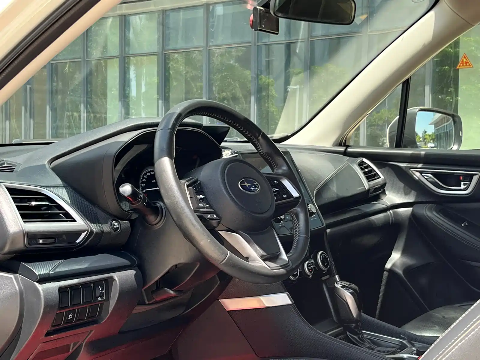 Photo 10 - Subaru Forester