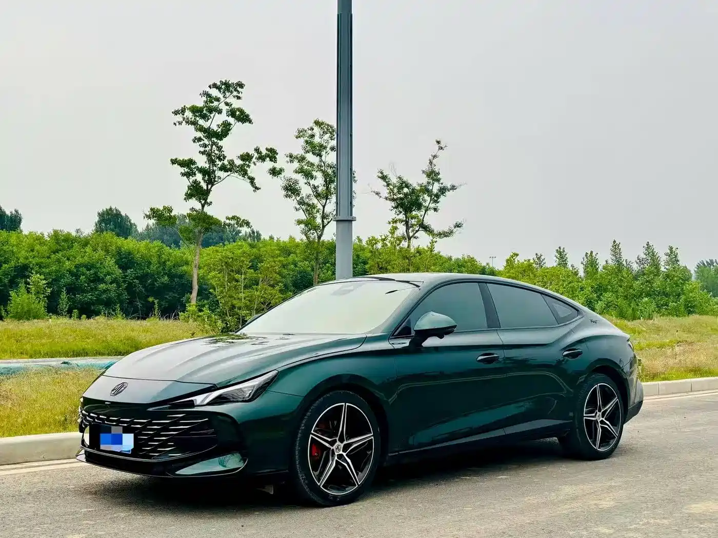 MG 7 2023 2.0T Automatic Trophy+ Exciting World Edition