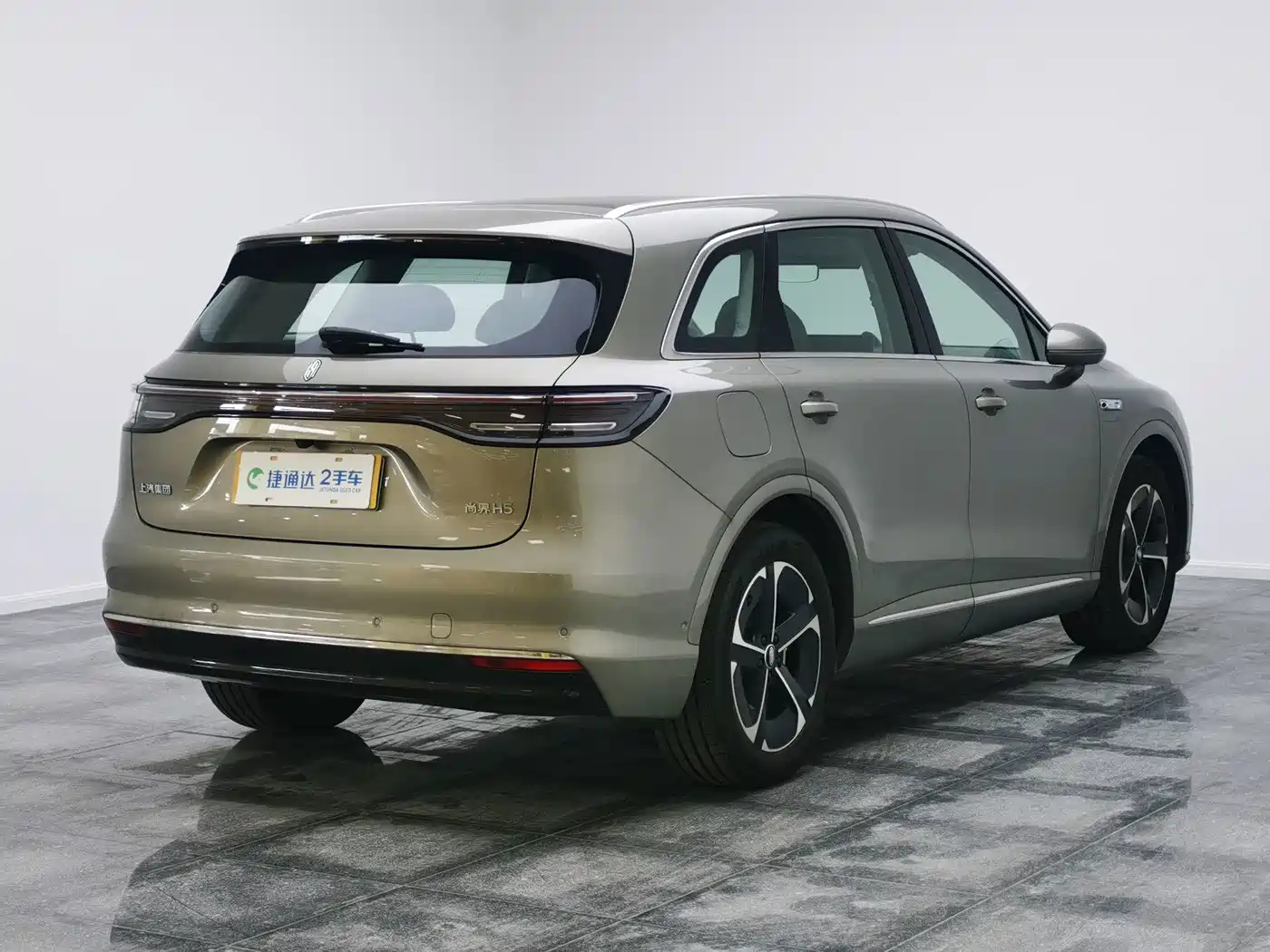 Фото 4 - Shangjie SUV