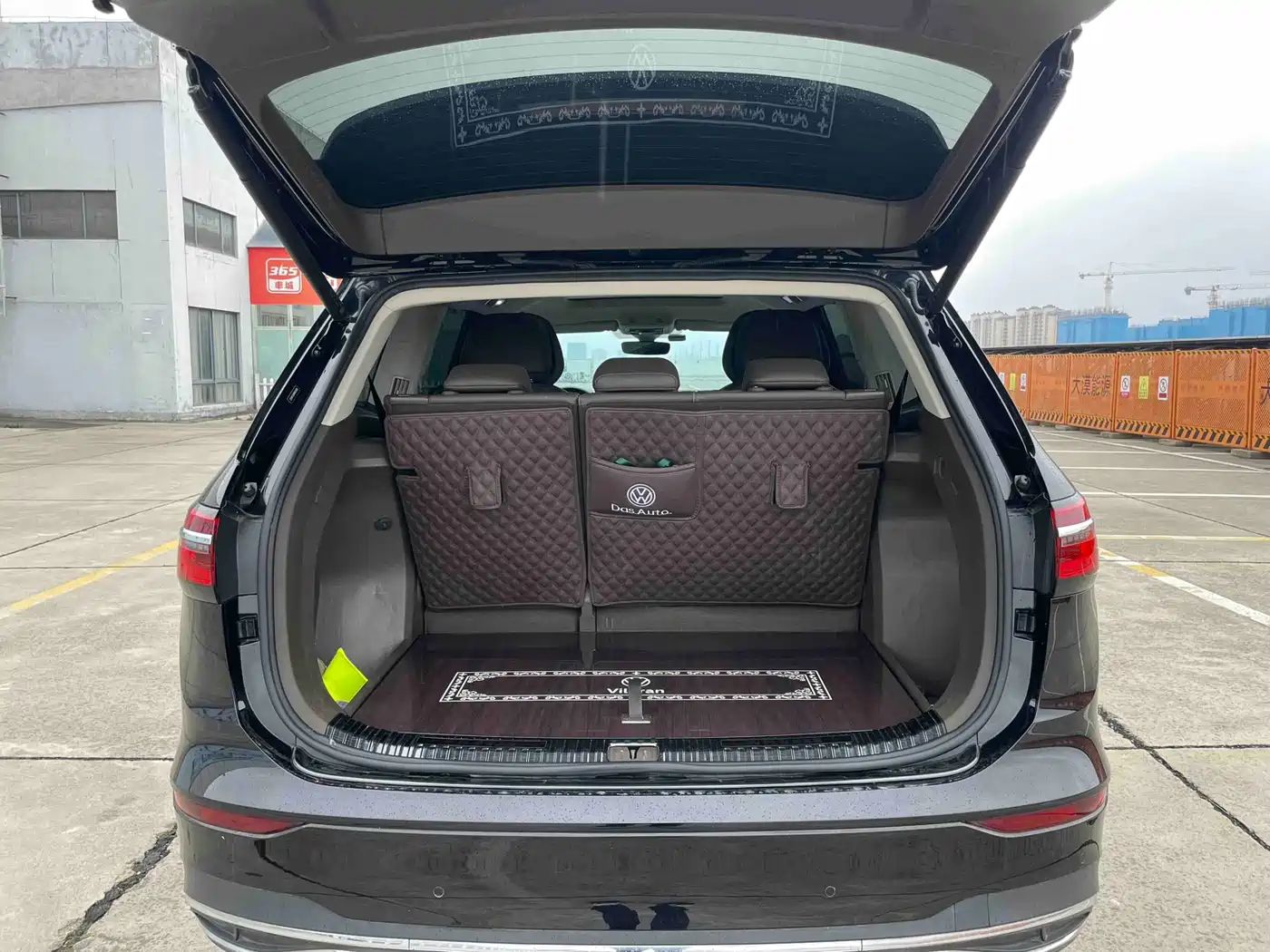 Volkswagen Viloran 2024 380TSI Executive Edition фото 17