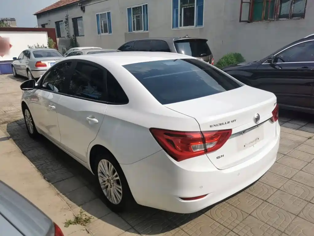 Фото 5 - Buick Excelle