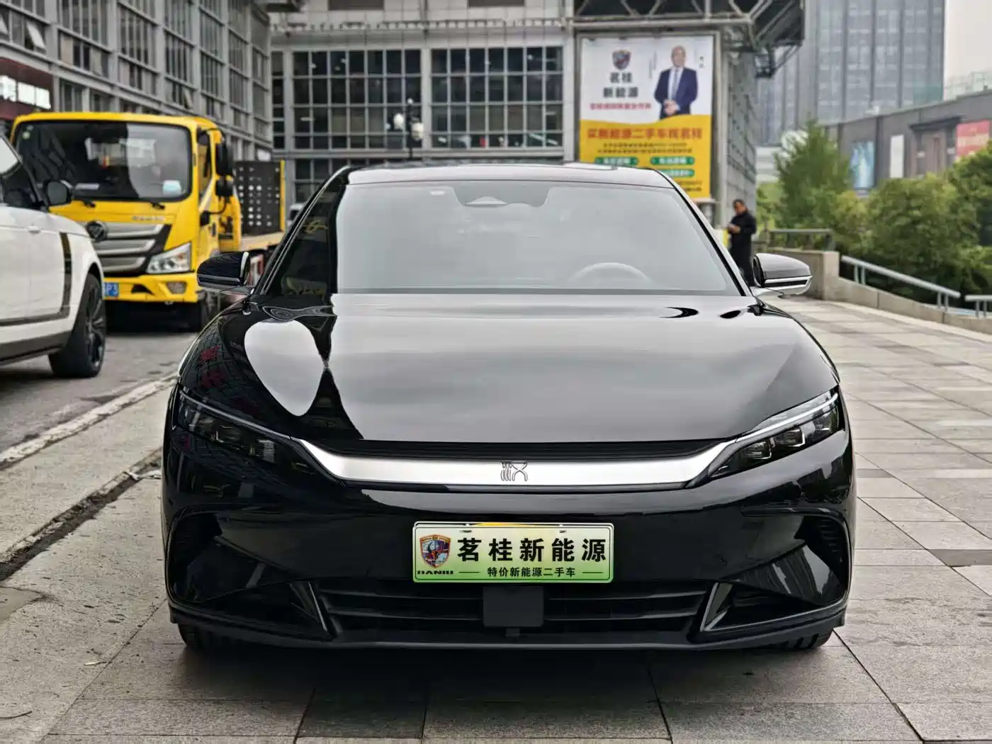 BYD Han 2025 DM-i 125KM Premium фото 2