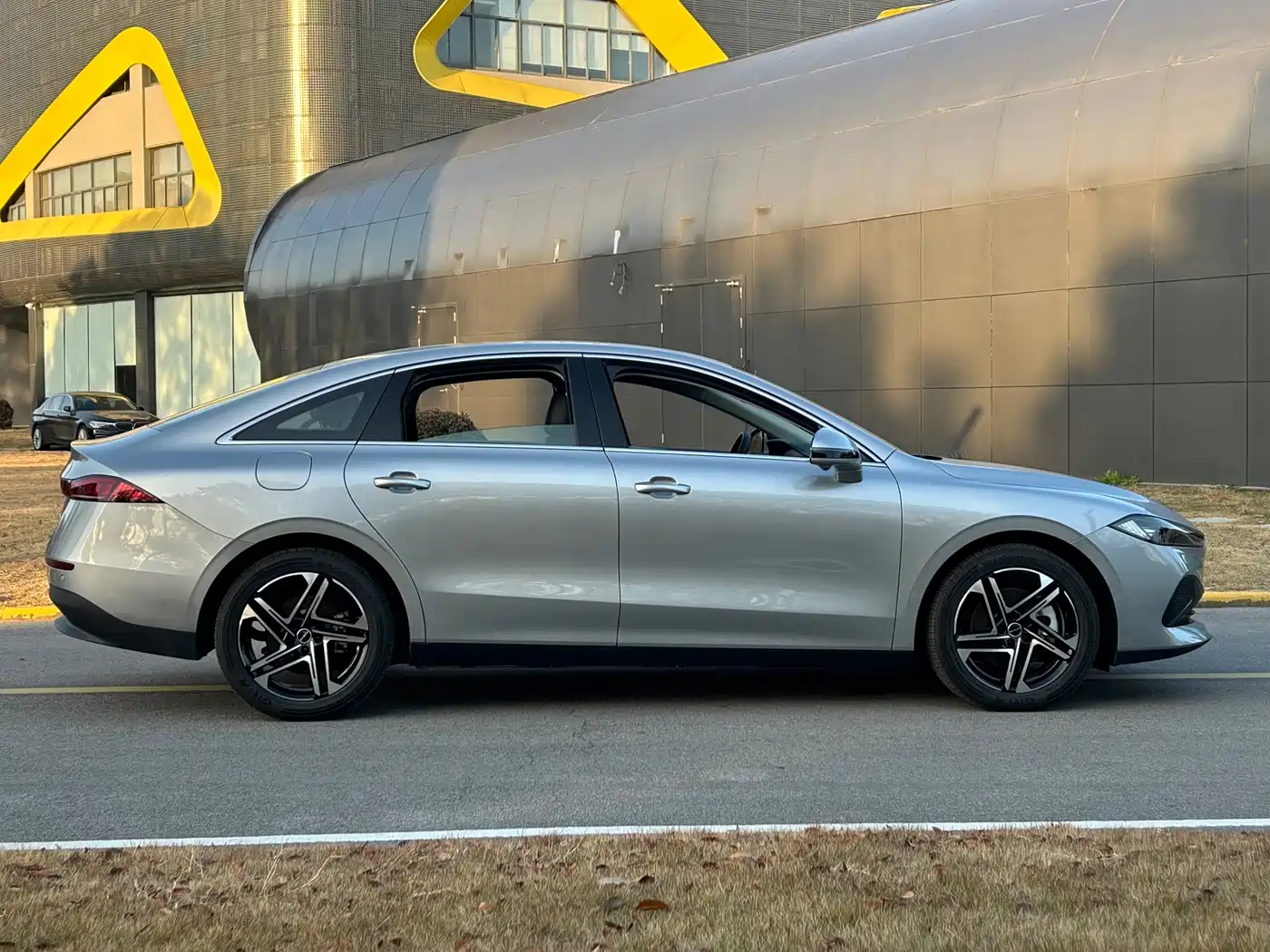 Roewe D7 2026 2025 DMH 125km World Champion Edition