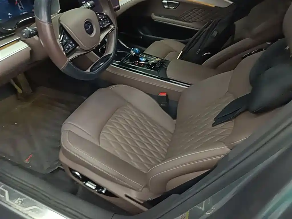 BYD Han 2024 DM-i Glory Edition 121KM Premium фото 15