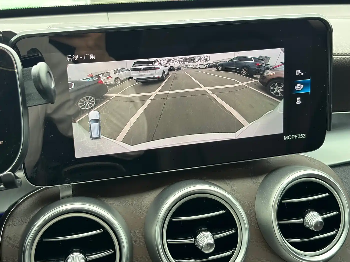 Mercedes-Benz GLC 2020 GLC 260 L 4MATIC Luxury фото 14