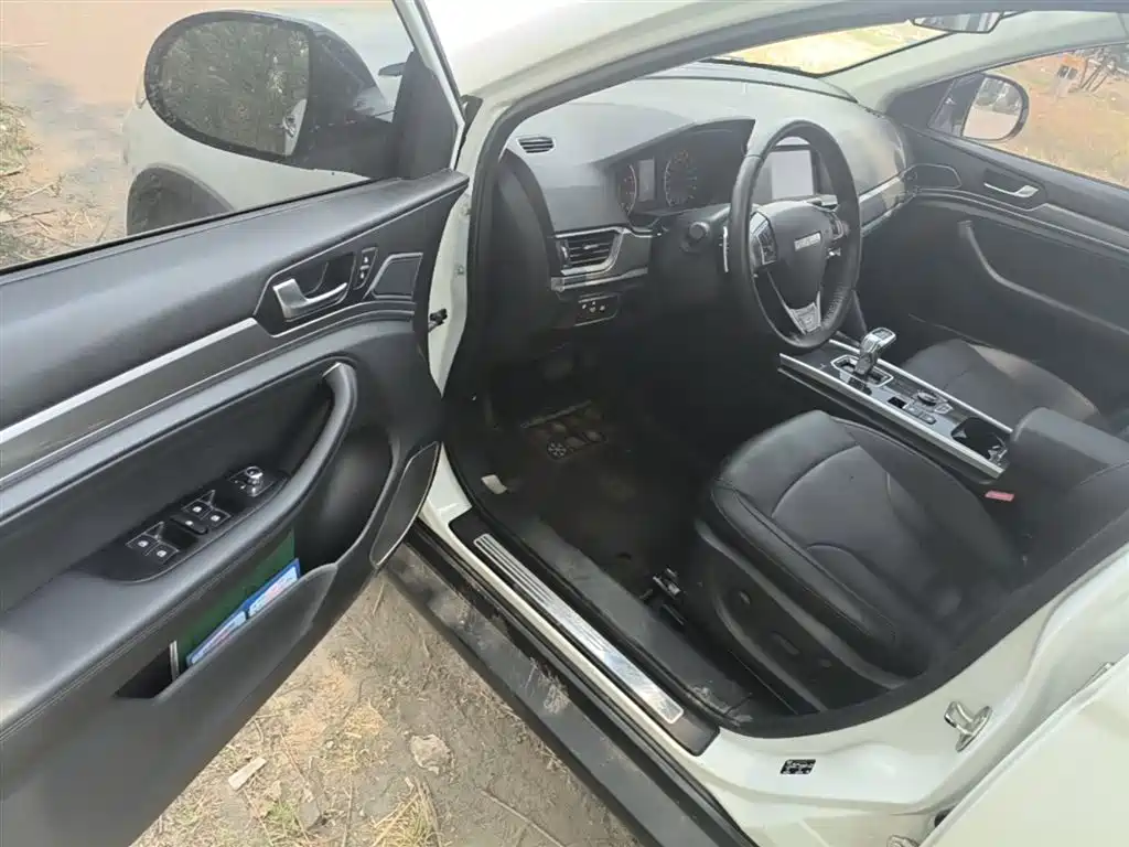 Haval H6 2018 Sport Edition 1.5T Automatic 2WD Elite China V фото 16