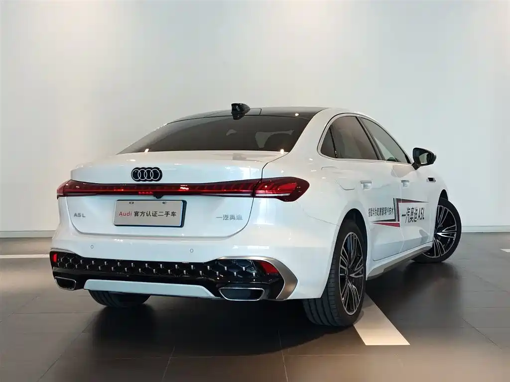 Photo 4 - Audi A5L
