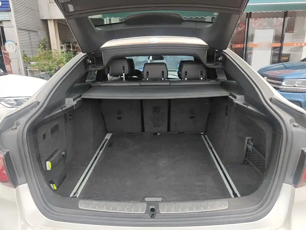 BMW 3 Series GT 2021 2020 320i M Sport Package