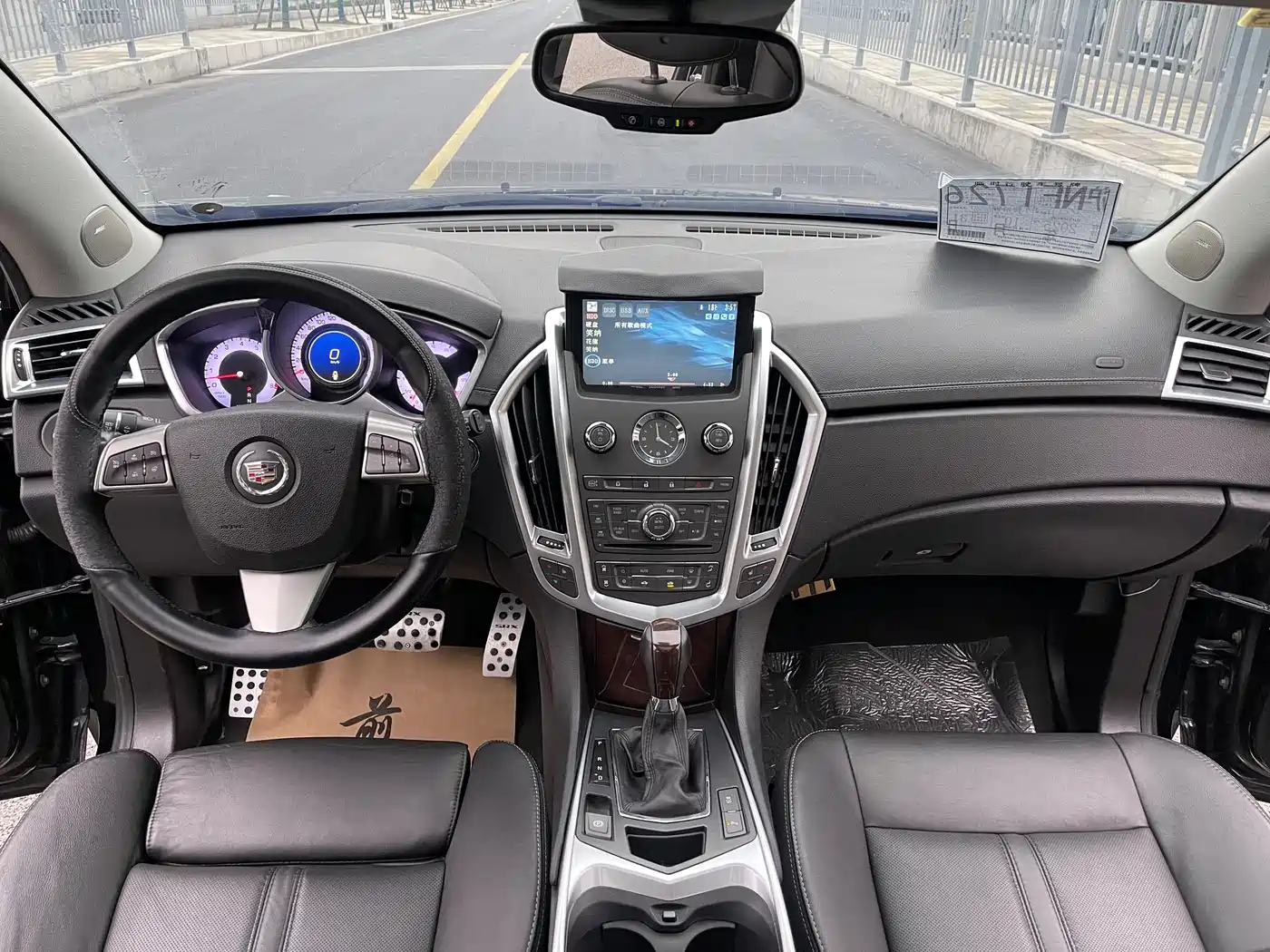Cadillac SRX 2012 3.0L Luxury Model фото 8