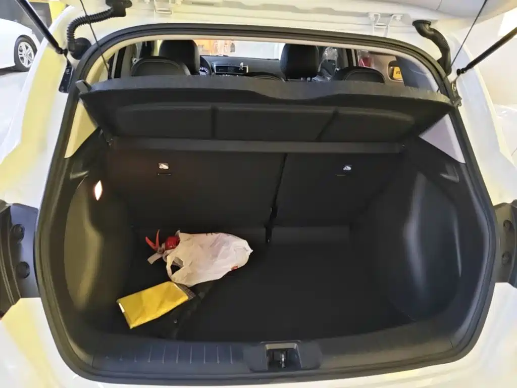 Nissan Tiida 2024 2024 1.6L CVT Smart Drive Edition