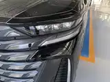Фото 24 - Toyota Vellfire
