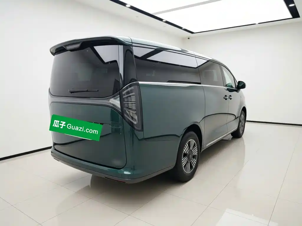 Geely Galaxy Yizhen L380 2026 2024 140kWh 6-Seater AWD Ultra