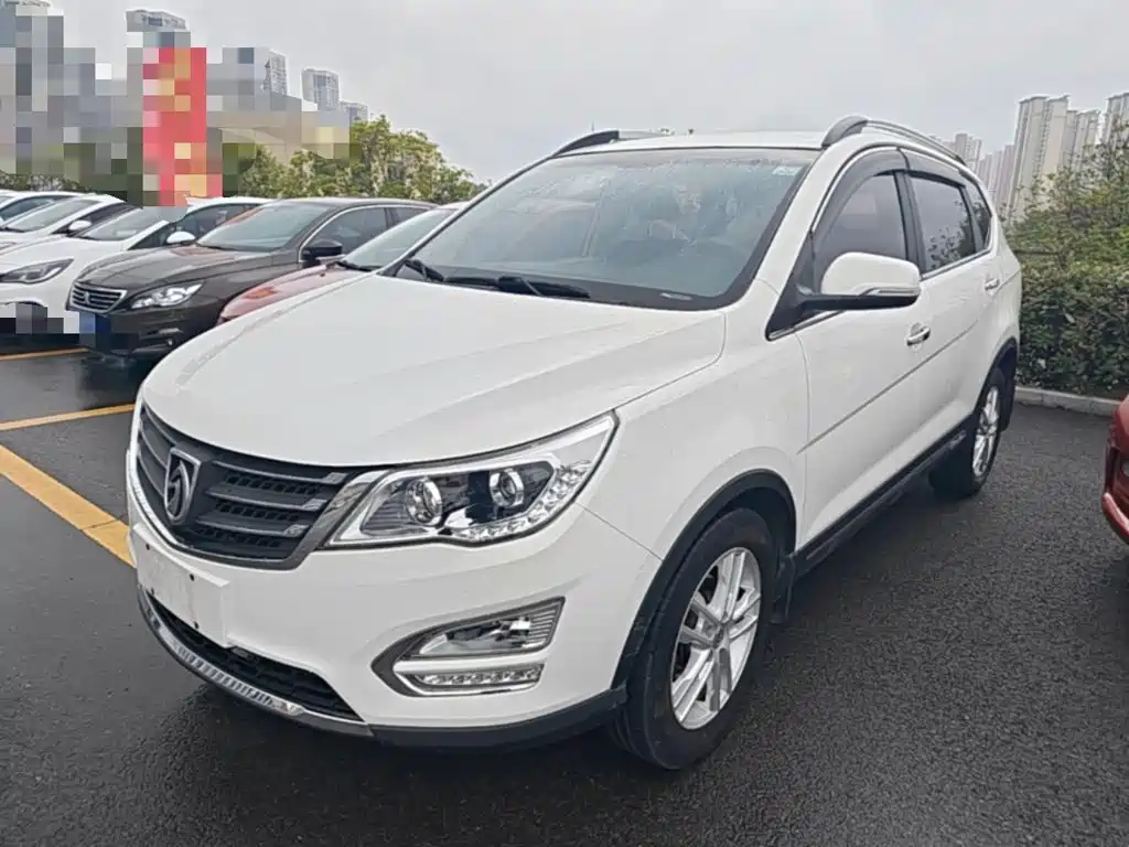 Baojun 560 2015 2015 1.8L Manual Elite