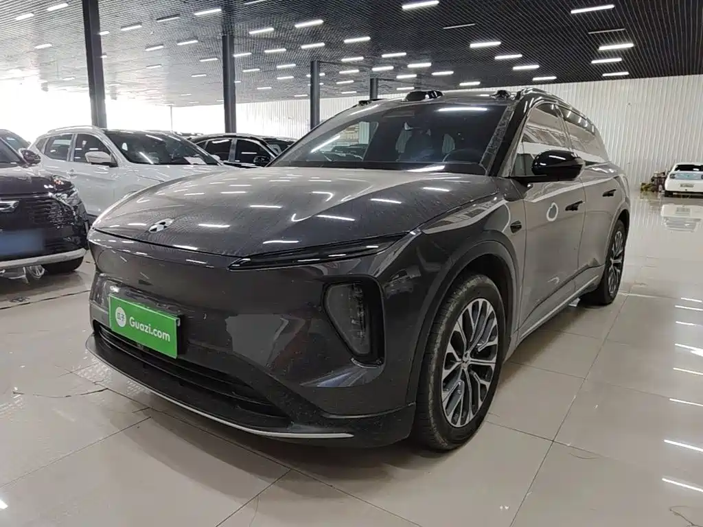 Фото 1 - NIO ES6