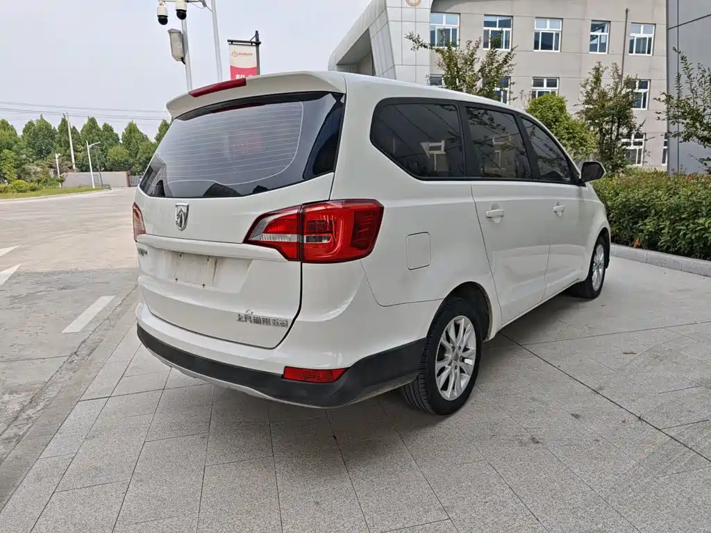 Фото 7 - Baojun 730