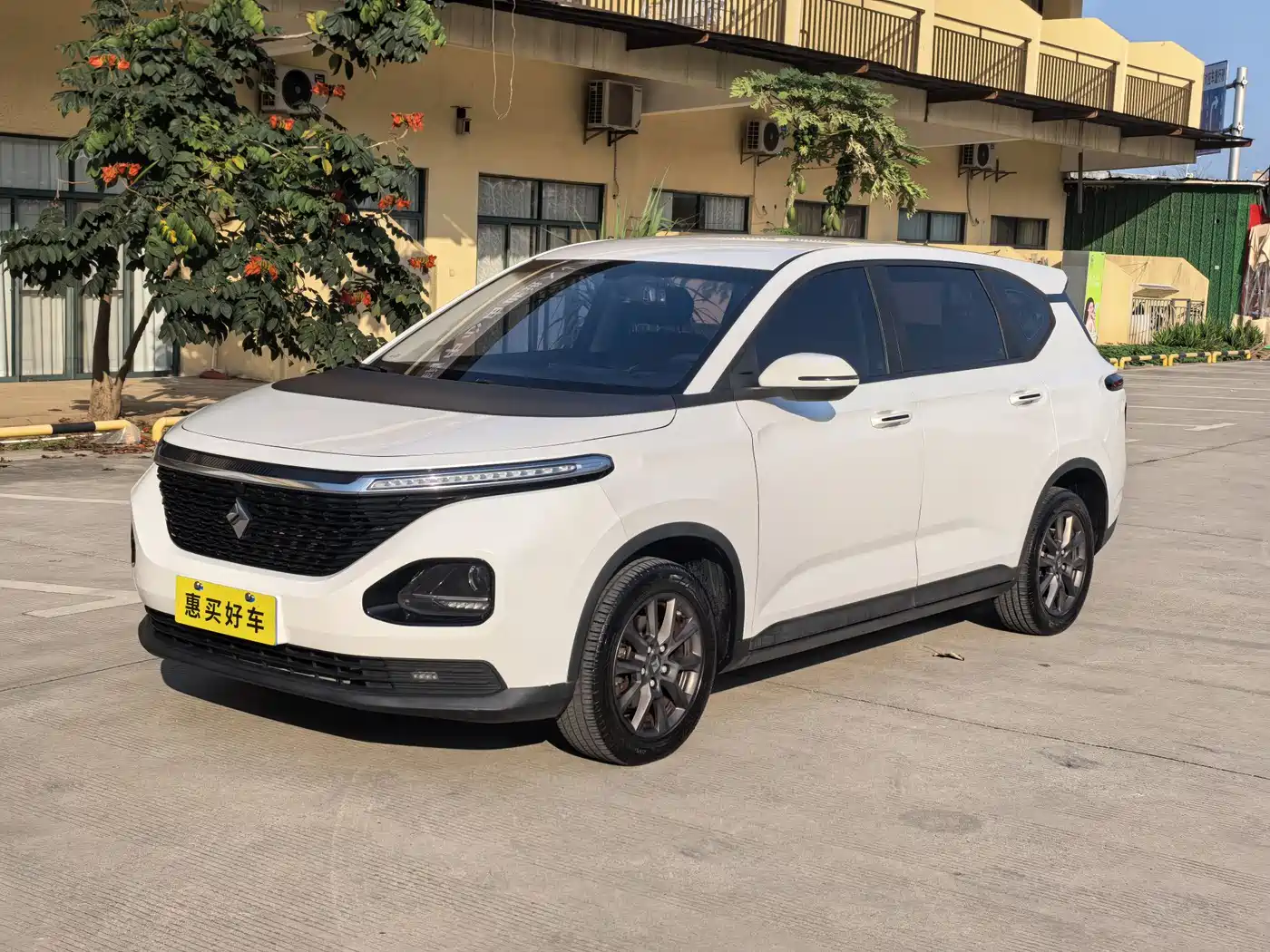 Baojun RM-5 2019 1.5L CVT 24-hour Online Elite 7-seater