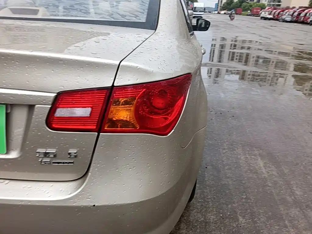 Roewe 350 2015 2014 1.5L Manual Swift Edition