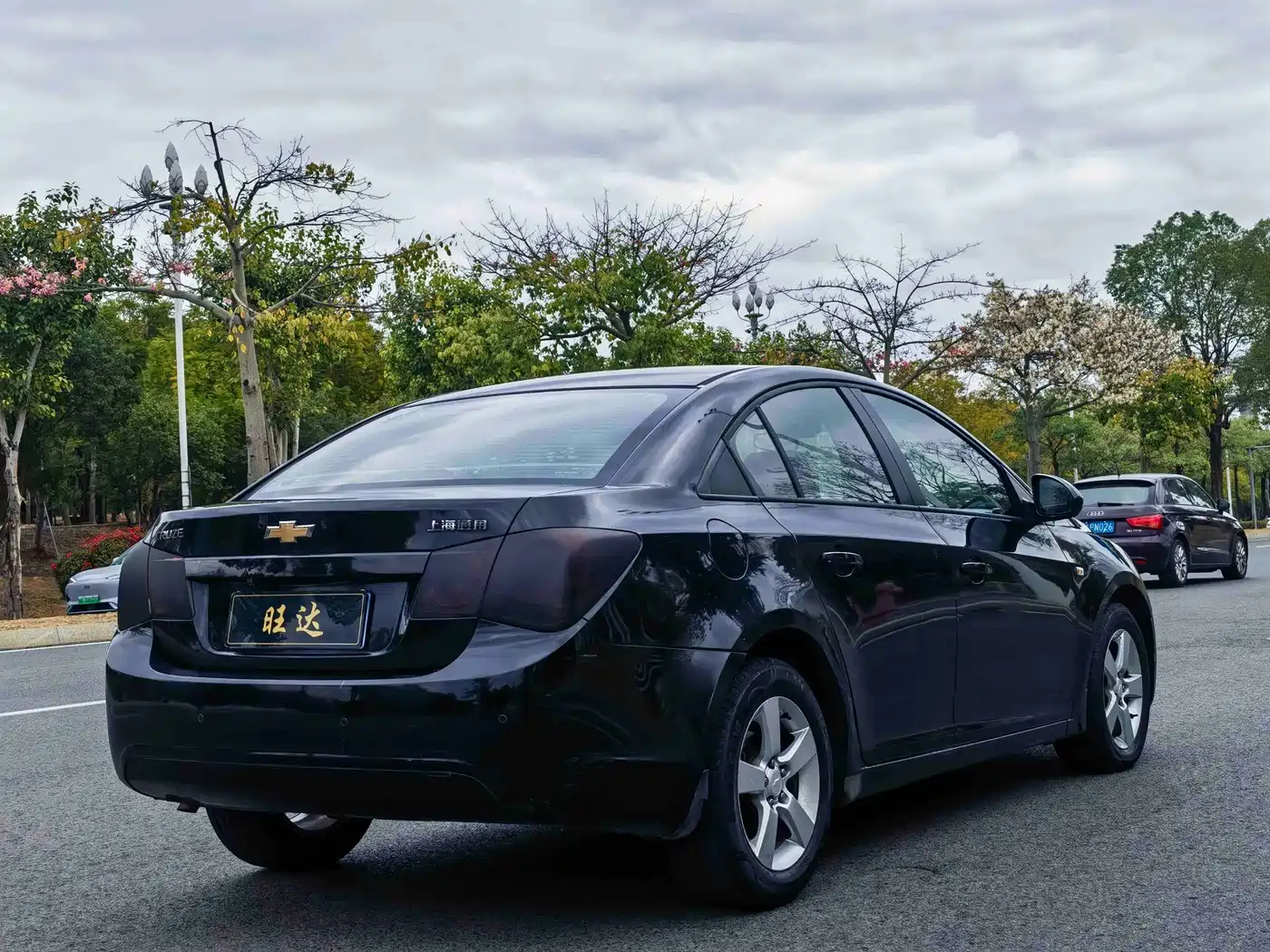 Chevrolet Cruze 2013 1.6L SL Sunroof MT фото 7