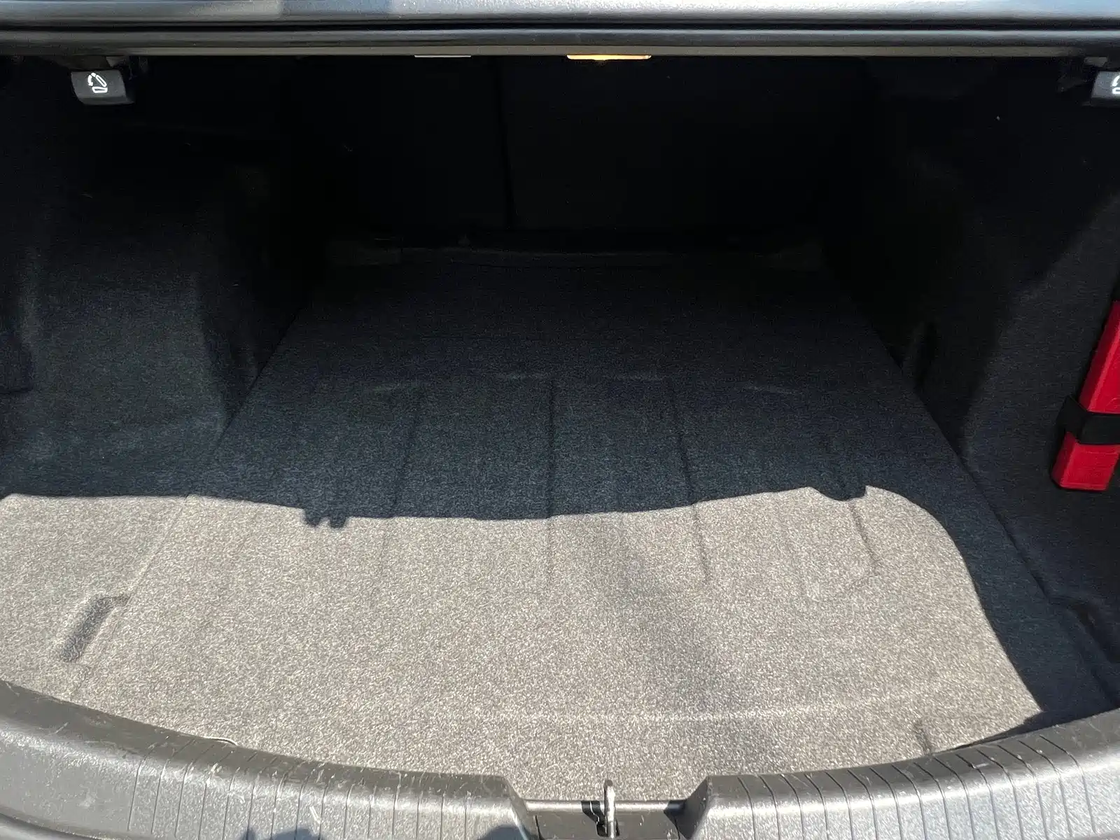 Photo 25 - Chevrolet Malibu XL