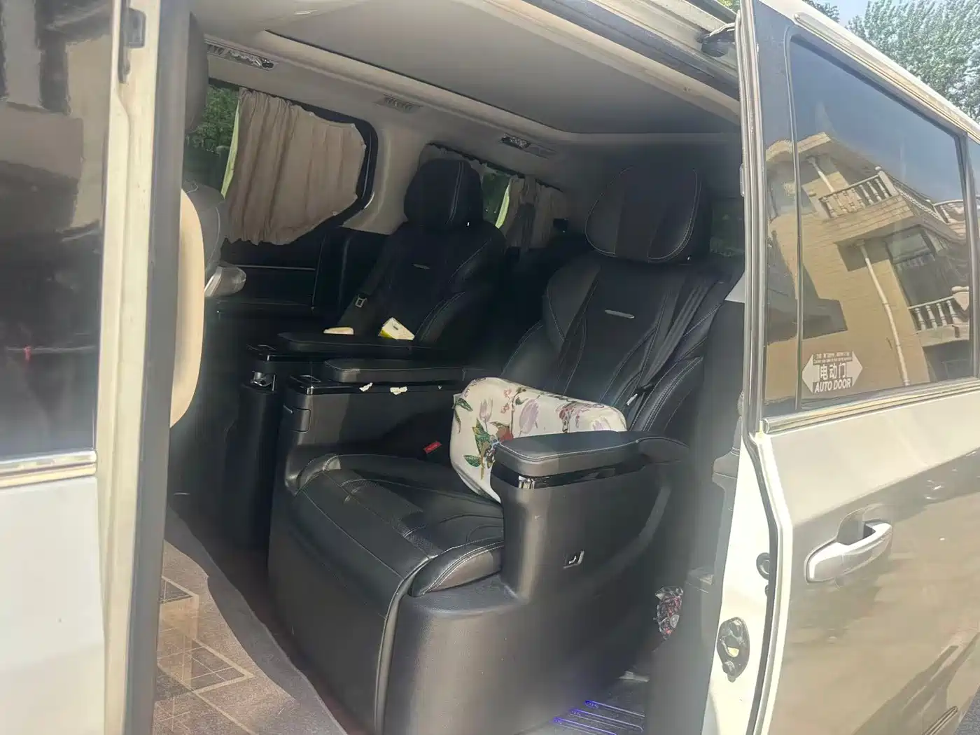 SAIC Maxus Maxus G20 2021 PLUS 2.0T Gasoline Automatic Elegance Edition фото 6